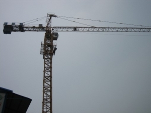 塔机租赁中的塑料托盘精确管理与维护策略